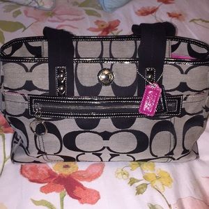 Black and Fuchsia Fabric Coach Shoulder Bag